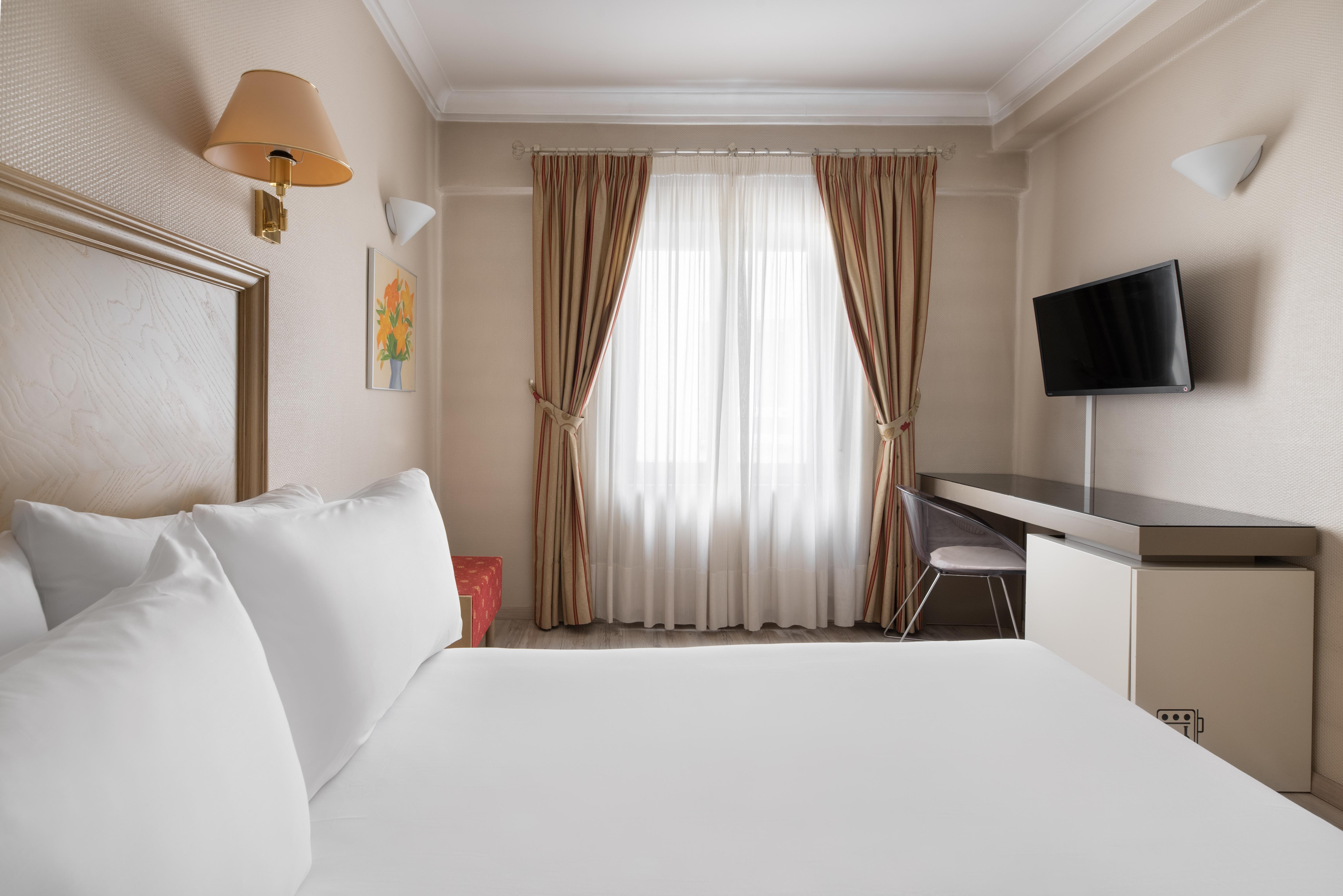 Crisol Almirante Bonifaz Hotel Burgos Bagian luar foto