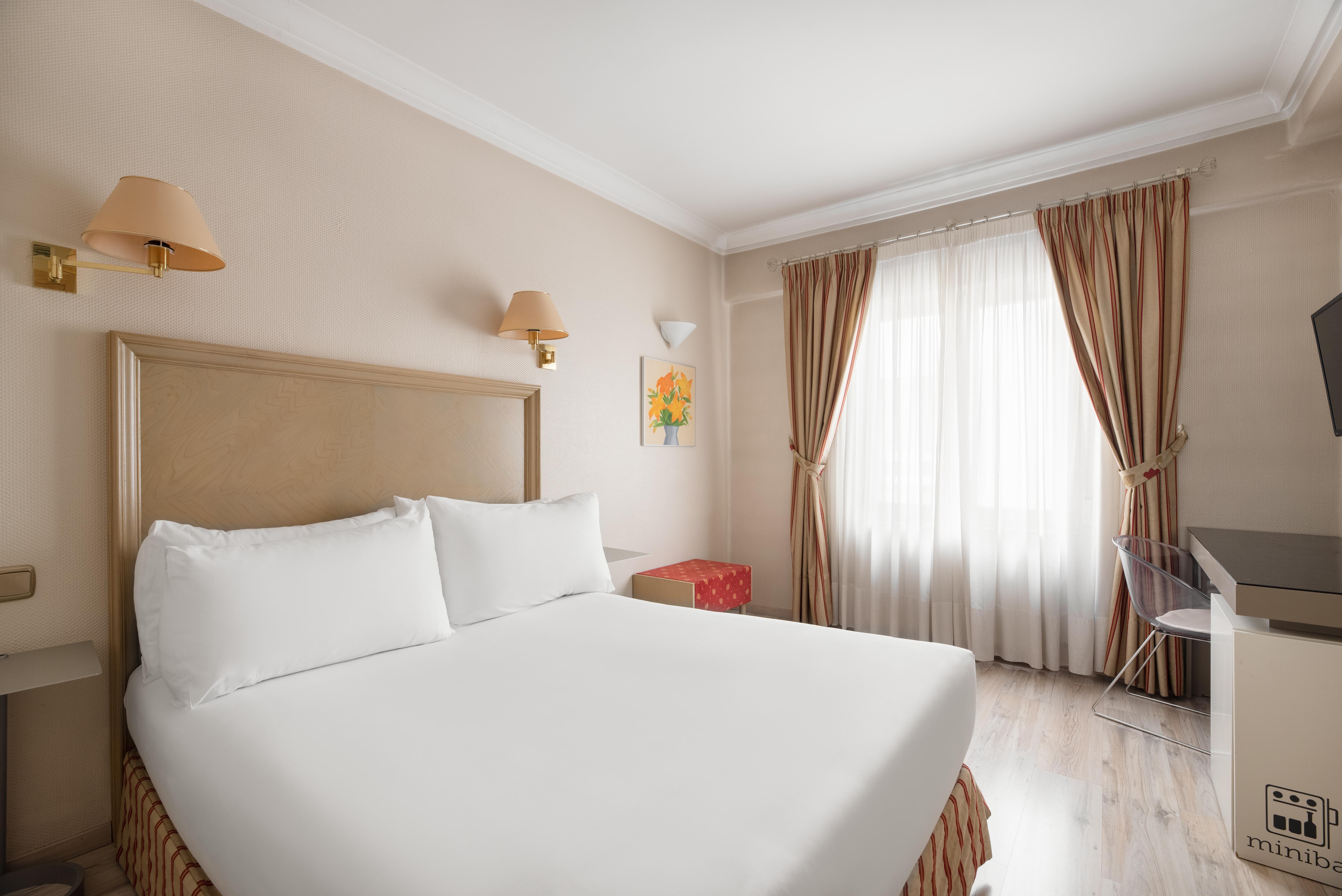 Crisol Almirante Bonifaz Hotel Burgos Bagian luar foto