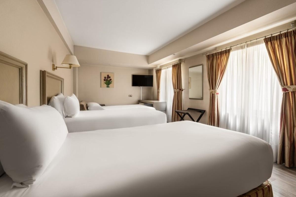 Crisol Almirante Bonifaz Hotel Burgos Bagian luar foto