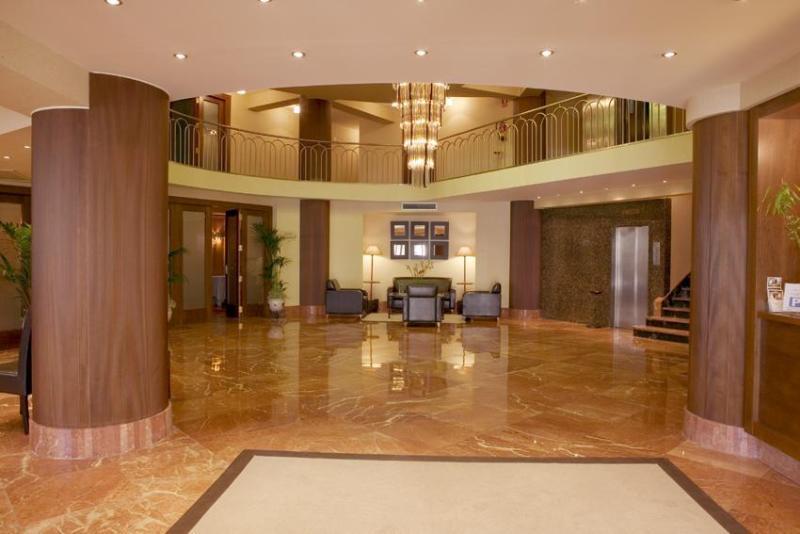 Crisol Almirante Bonifaz Hotel Burgos Bagian luar foto