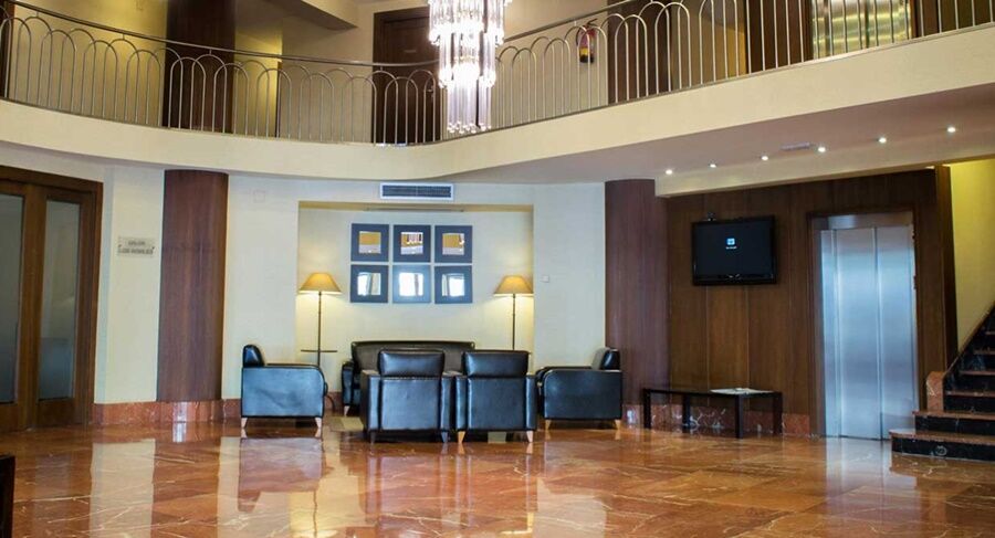 Crisol Almirante Bonifaz Hotel Burgos Bagian luar foto